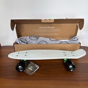 Penny 22” Casper Glow-In-the-Dark Skateboard